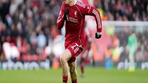 皇馬官方确认巴斯克斯续约至2025年