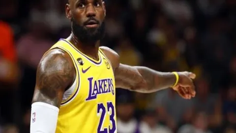 国足战绩低迷，伊万科维奇执教战绩3胜2平6负，胜率不及三成